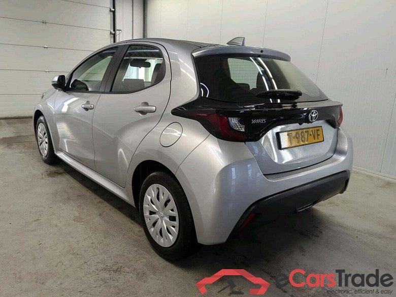 TOYOTA Yaris 1.5 VVT-i Active #6