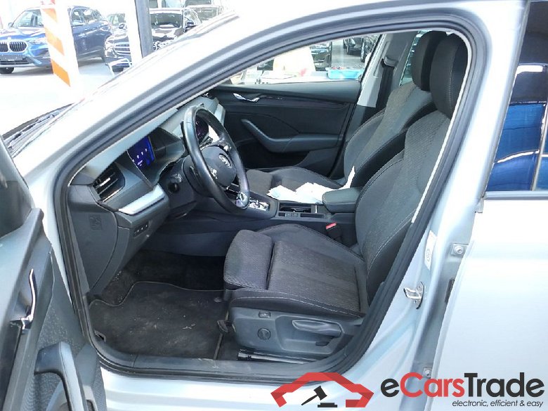 Octavia Combi Ambition 2.0 TDI 110KW AT7 E6d #4