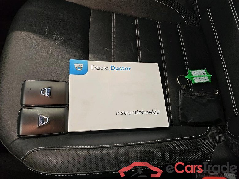 Dacia Duster TCe 150 GPF 4x2 Prestige 5d #4