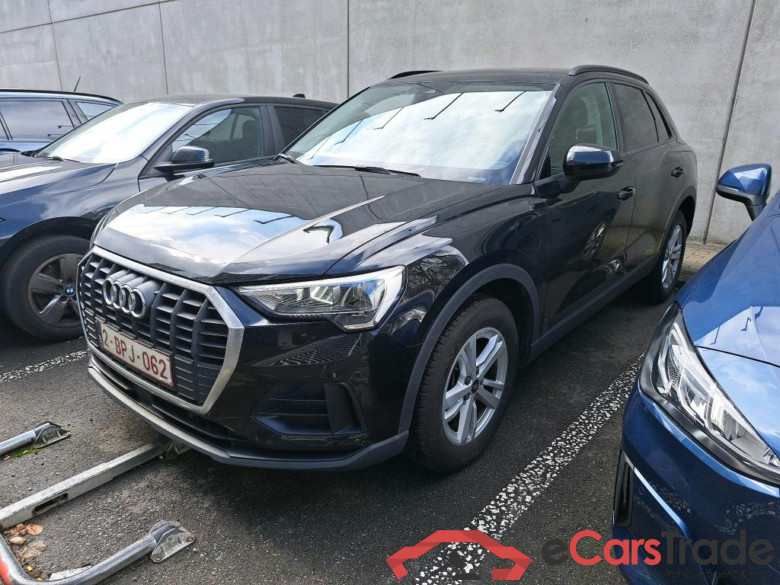 AUDI Q3 1.4 45 TFSI E S TRONIC #1