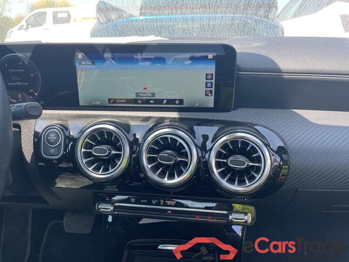 Mercedes A 180d Limo Aut. Pano LED-MultiBeam Widescreen Burmester Ambient Navi 1/2 Sport-Leather KeylessGo Camera Klima PDC ... #6