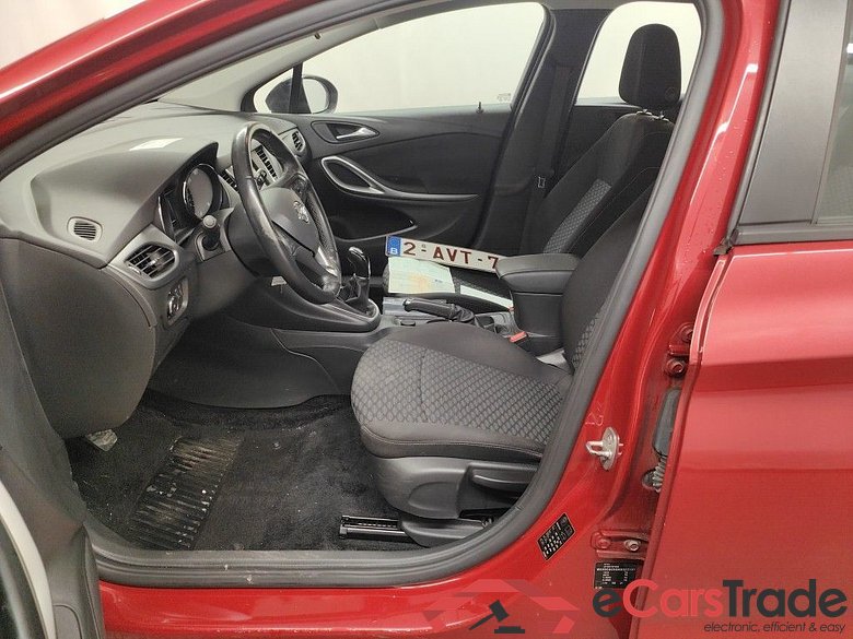 Opel Astra Sports Tourer 1.2 Turbo 81kW S/S Edition 5d #3
