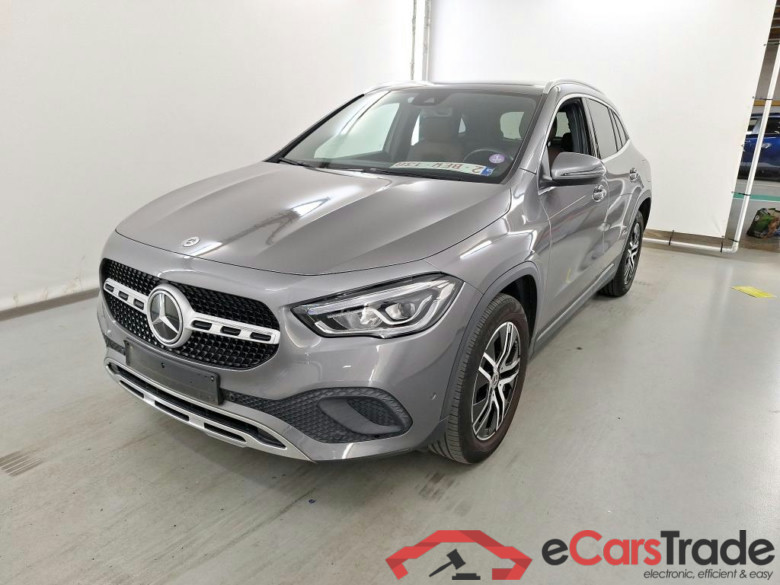 MERCEDES-BENZ GLA 1.3 GLA 250 E #1