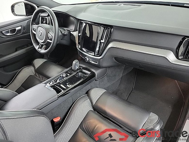 VOLVO V60 Recharge T8 AWD Automaat R-Design 5D 288kW #6