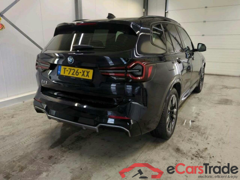BMW iX3 Executive #2