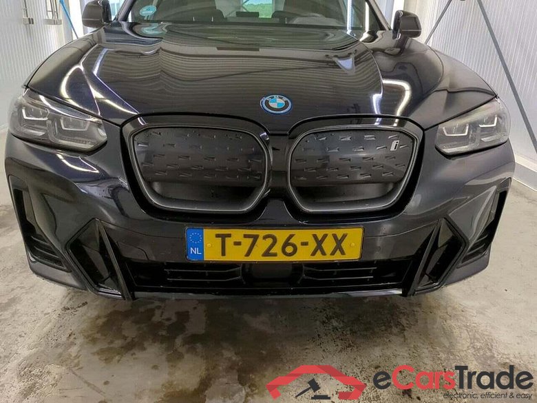 BMW iX3 Executive #4