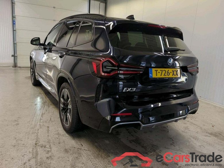 BMW iX3 Executive #6