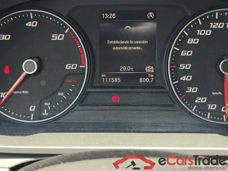 SEAT Nuevo León / 2020 / 5P / berlina con portón 2.0 TDI 85kW S&S Reference Go #5