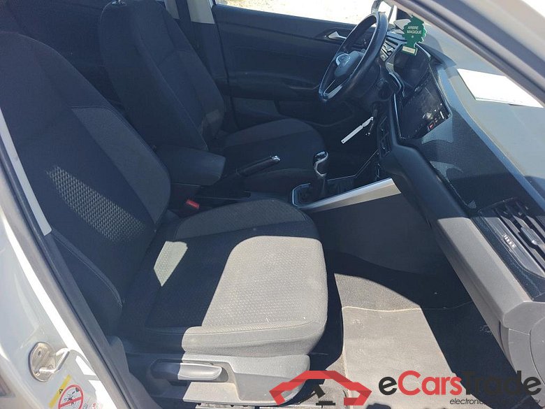 VOLKSWAGEN Polo / 2021 / 5P / berlina con portón Life 1.0 TSI 70kW (95CV) #6
