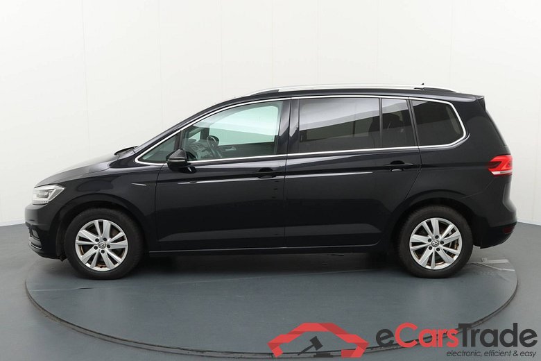 Volkswagen Touran Carat 2.0 Tdi 115 DSG7 #2