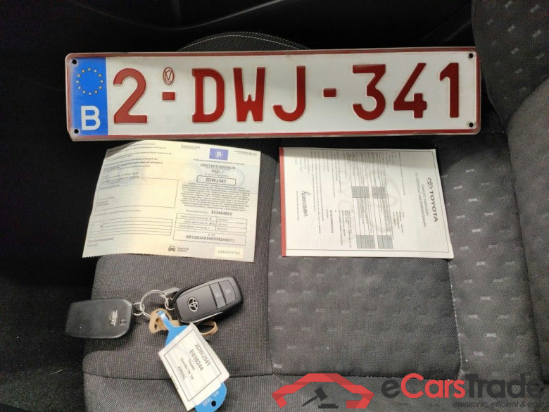 Toyota Corolla Touring Sports 1.8 Hybrid Dynamic e-CVT 5d #4