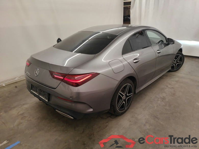Mercedes-Benz CLA CLA 250 e AMG Line 4d #2