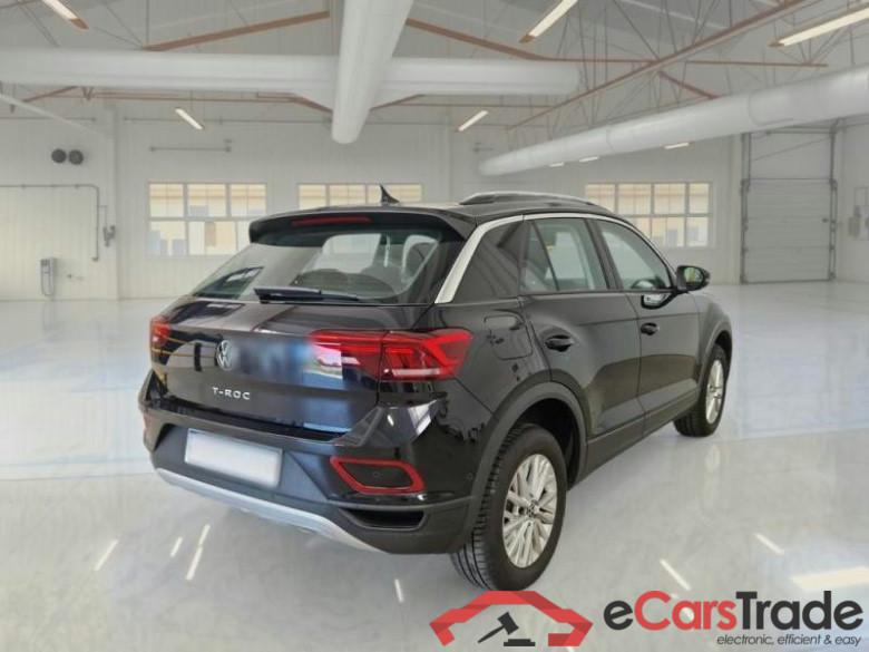 VOLKSWAGEN T-ROC / 2021 / 5P / SUV 1.5 TSI ACT LIFE DSG #2