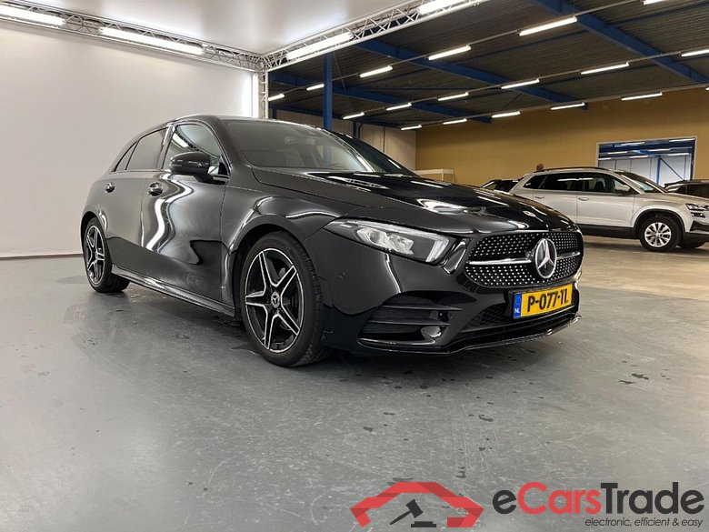 MERCEDES-BENZ A-KLASSE 180 Business Solution AMG #2