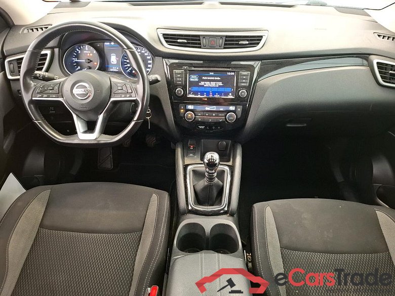 NISSAN Qashqai / 2017 / 5P / Crossover 1.5 DCI 115 Business Edition #5