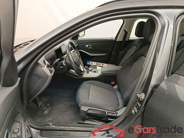 BMW 3 Reeks Touring 318dA (100 kW) 5d #3