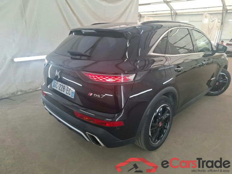 DS DS 7 Crossback / 2017 / 5P / SUV E-TENSE 225 PERFORMANCE Line #3