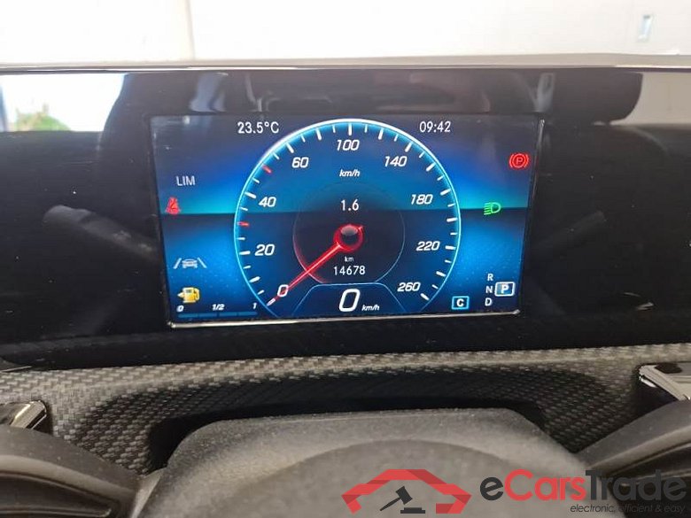 MERCEDES-BENZ CLASSE A / 2018 / 5P / BERLINA A 180 D AUTOMATIC BUSINESS EXTRA #4