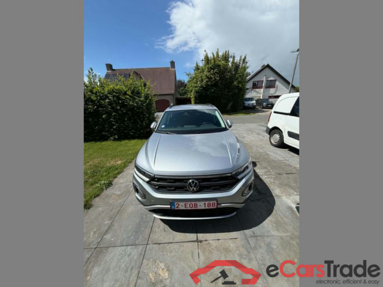 VOLKSWAGEN T-Roc 1.5 TSI Life DSG #1