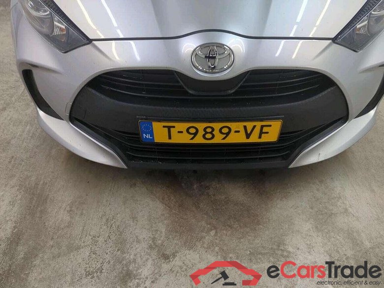 TOYOTA Yaris 1.5 VVT-i Active #6