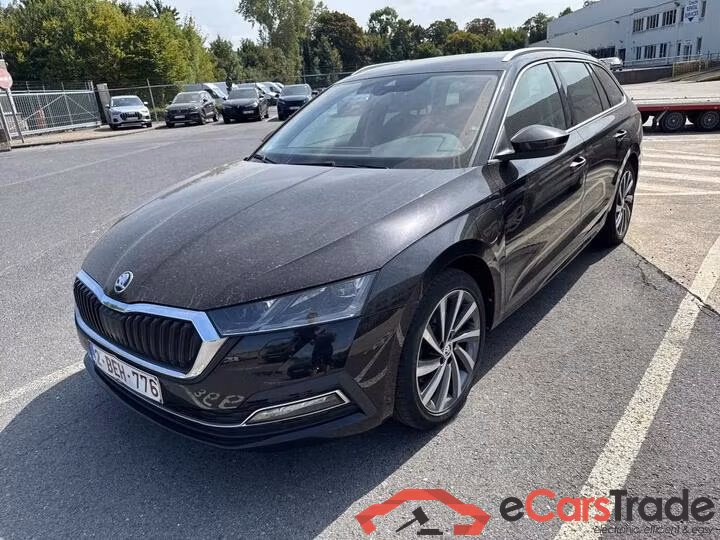 Skoda Octavia Combi Octavia Combi 1.4 TSI PHEV DSG6 Clever+ (PHEV) 150kW/204pk  5D/P Auto-6