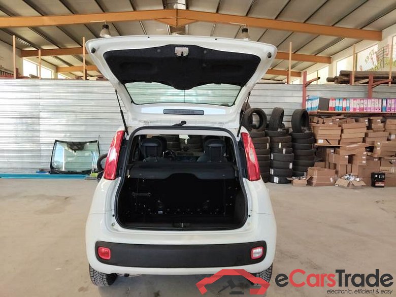 FIAT PANDA / 2011 / 5P / BERLINA 1.2 69CV SeS E6D-TEMP EASY #5