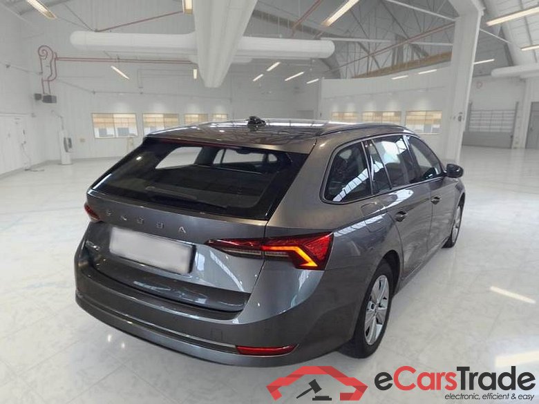 SKODA OCTAVIA WAGON / 2020 / 5P / STATION WAGON 2.0 TDI EVO 110KW EXECUTIVE DSG #2