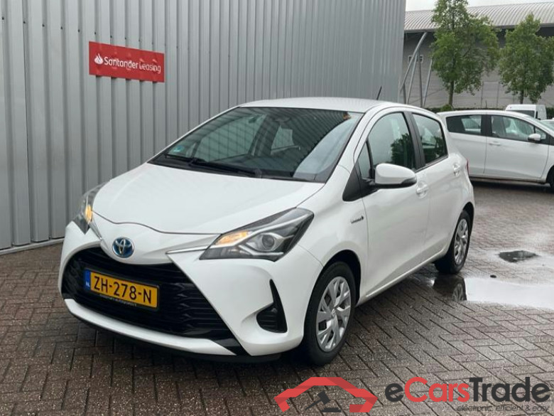 TOYOTA YARIS 1.5vvti hybrid active 74kW cvt aut #1