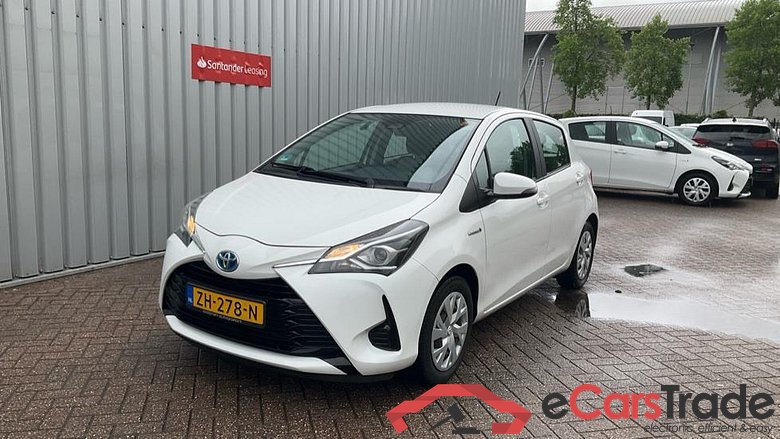 TOYOTA YARIS 1.5vvti hybrid active 74kW cvt aut