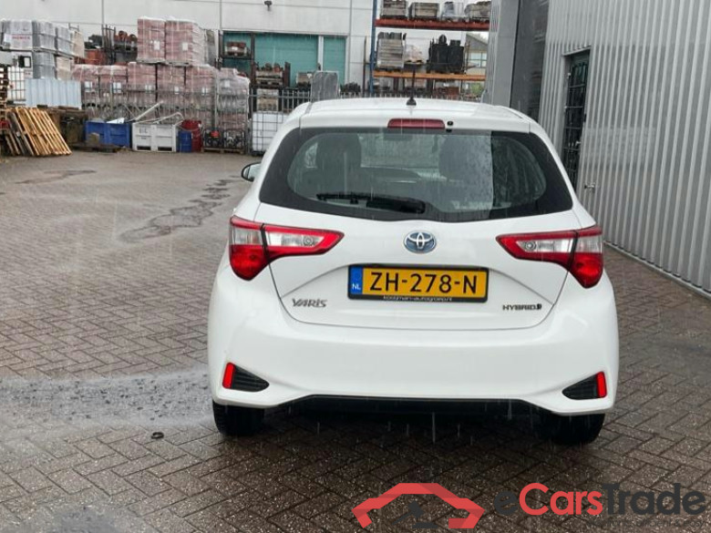 TOYOTA YARIS 1.5vvti hybrid active 74kW cvt aut #4
