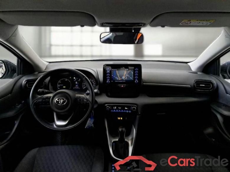 TOYOTA YARIS / 2020 / 5P / BERLINA HYBRID BUSINESS MY20 #3