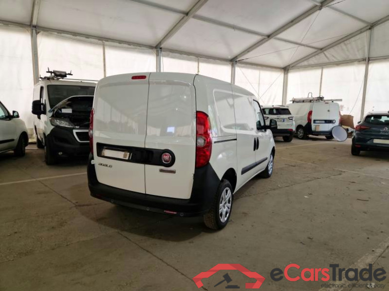 FIAT DOBLÒ CARGO / 2014 / 4P / VETT. FURGONATA CH1 LOUNGE 1.6 MJET 105CV E6D-F SeS #2