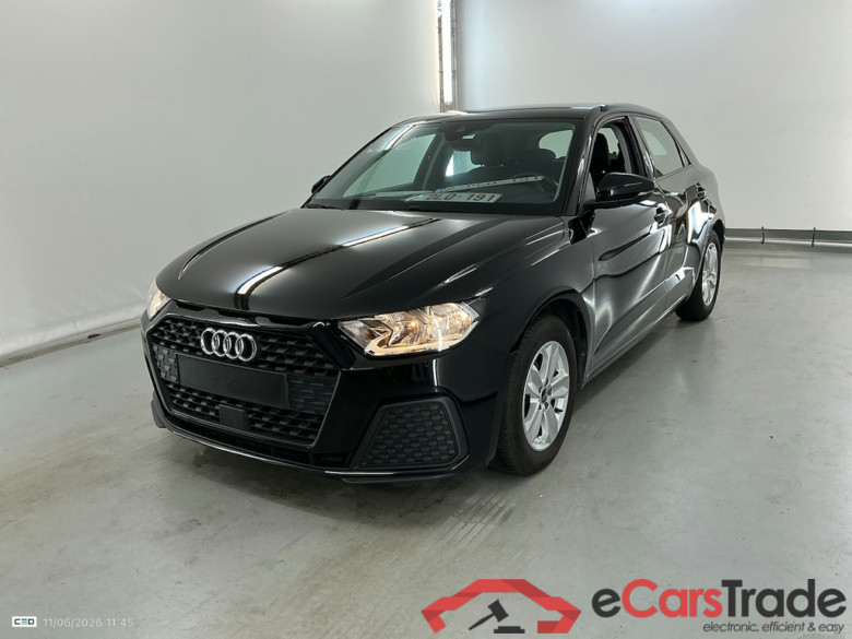 AUDI A1 1.0 25 TFSI S TRONIC ATTRACTION #1