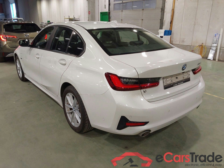 BMW 3-serie 2.0 320E BERLINE #2