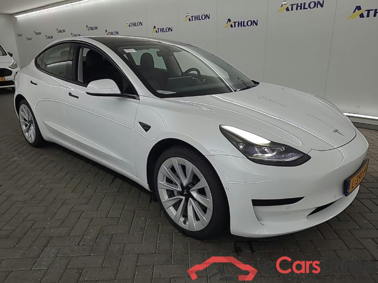 Tesla Model 3 Standard Range Plus RWD 4D 225kW #2