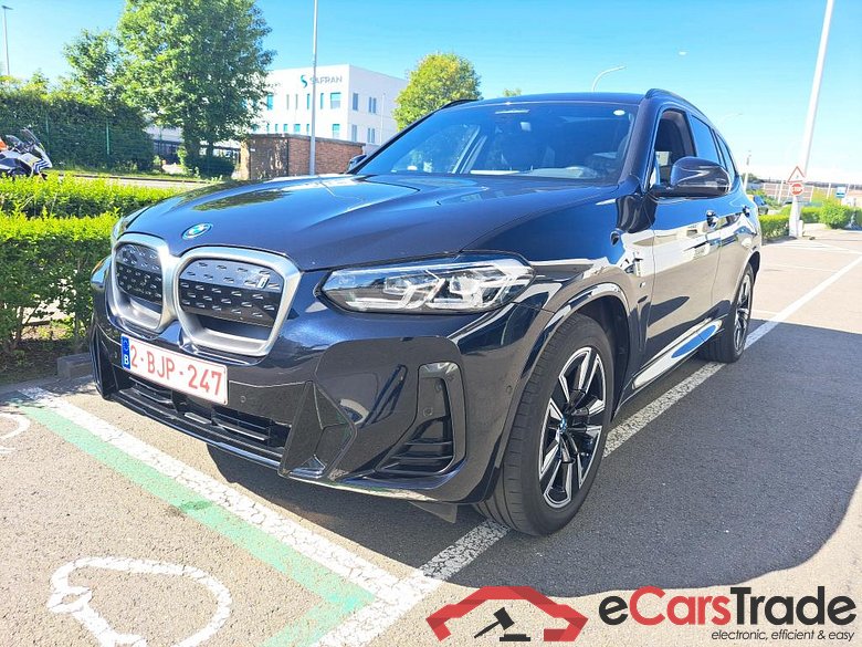 BMW IX3 80KWH AUTO