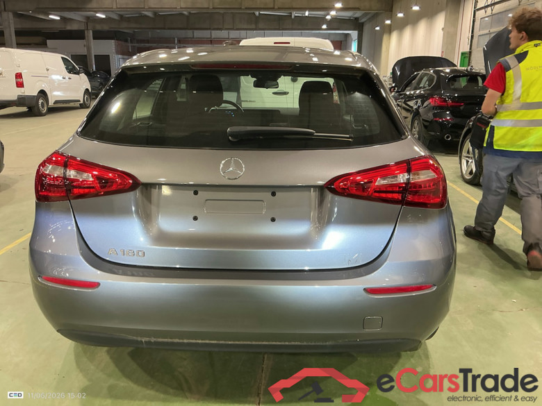 MERCEDES-BENZ A-CLASS 1.3 A 180 ESSENTIAL LINE DCT #5