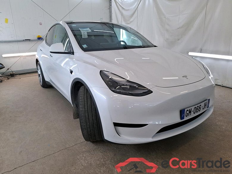 TESLA Model Y / 2021 / 5P / SUV RWD #5