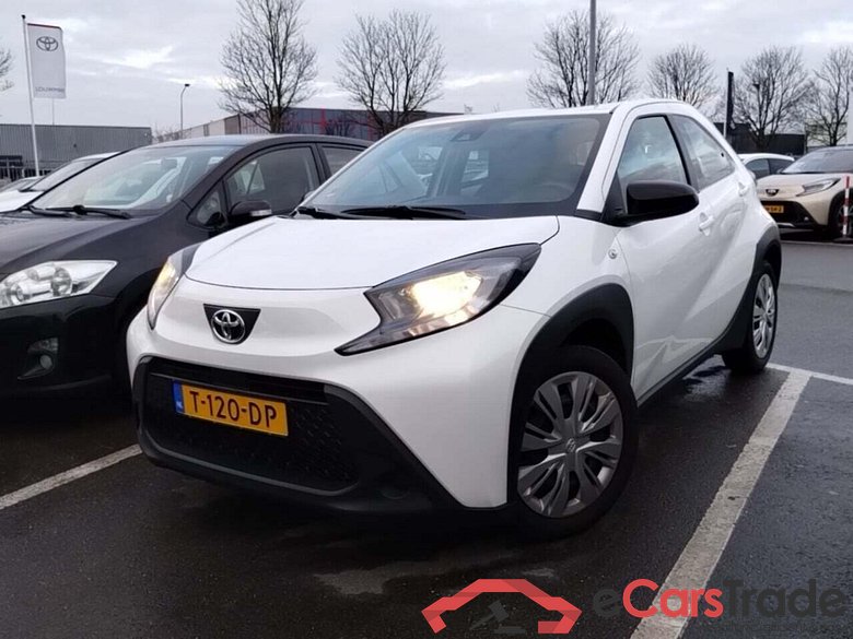 TOYOTA Aygo X 1.0 VVT-i MT Play