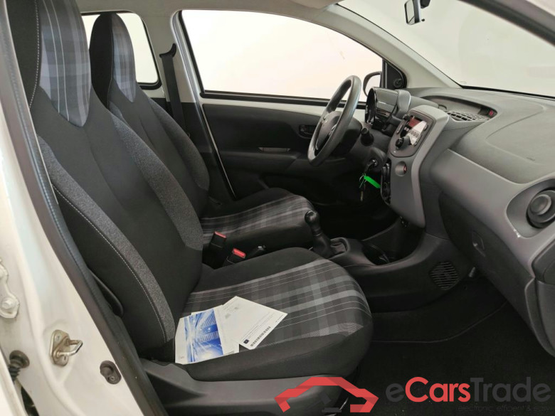 Peugeot 108 Active 1.0 e-VTi 72pk 5d #3