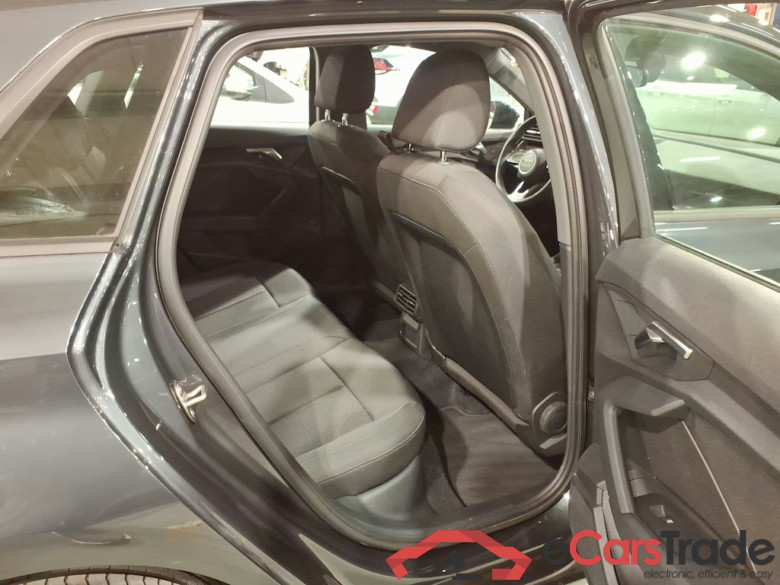 AUDI A3 SPORTBACK 2.0 30 TDI 85KW #5
