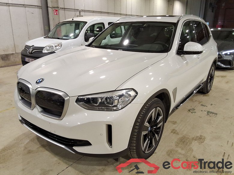 BMW IX3 80KWH AUTO