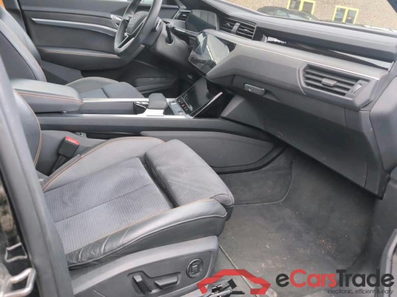 AUDI - AUD E-TRON 55 Quattro Competition 408PK With Heated Front & Rear Seats & Assistance City&Tour & B&O & Auxiliary Heater & Matrix LED & Heated Steering & Second AC & Surround Cameras  * ELECTRIC * #3