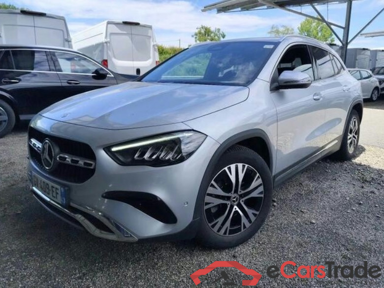 Mercedes GLA 200d Facelift Aut. LED Widescreen Navi 1/2 Sport-Leather KeylessGo Camera Klima PDC ...