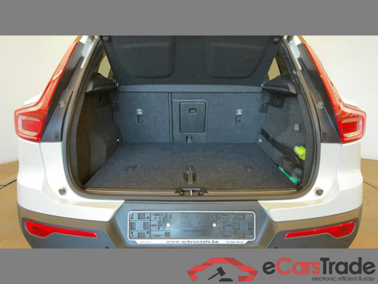 VOLVO XC40 1.5 T3 R-Design #6