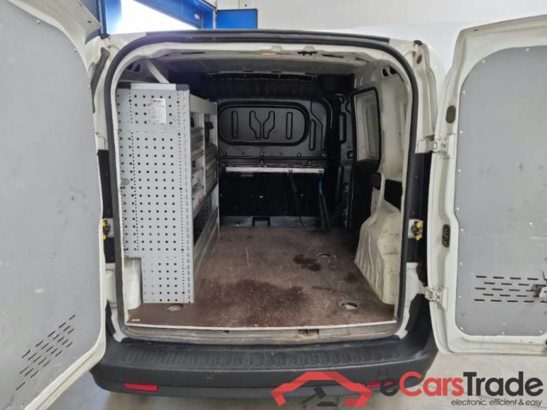 FIAT DOBLÒ CARGO / 2014 / 4P / VETT. FURGONATA CH1 BUSINESS 1.6 MJET 105CV E6D-F SeS #5