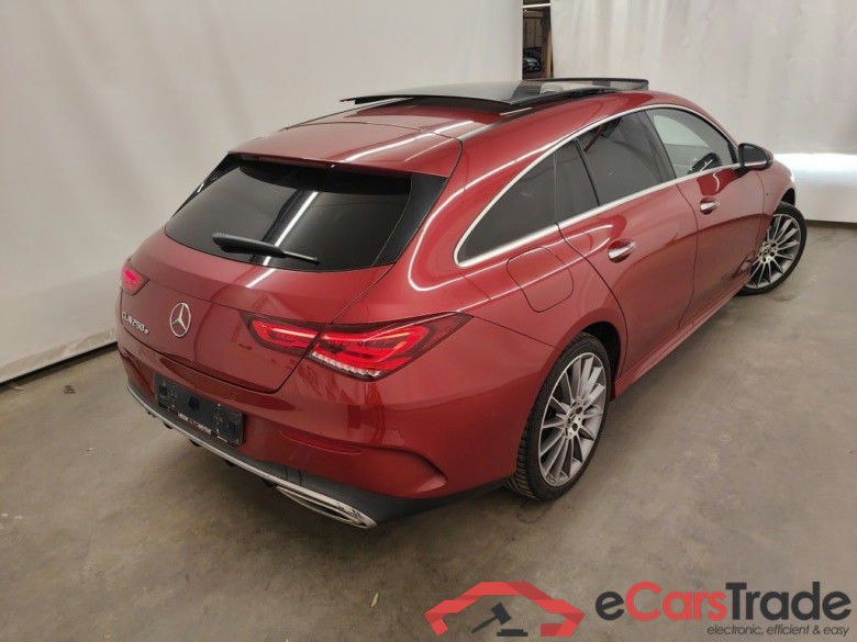 Mercedes-Benz CLA Shooting Brake CLA 250 e 5d #2