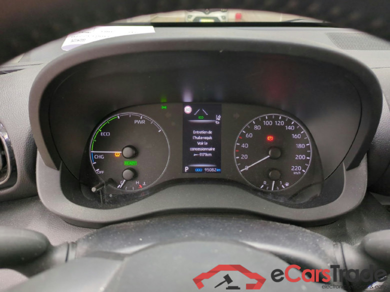 TOYOTA Yaris Hybride / 2019 / 5P / Berline Hybride 116h Dynamic Business Beyond Zer #6