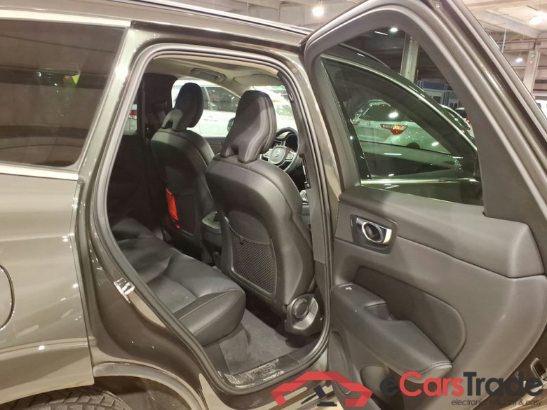VOLVO XC60 - 2017 2.0 B4 MHEV Momentum Pro Geartronic #5