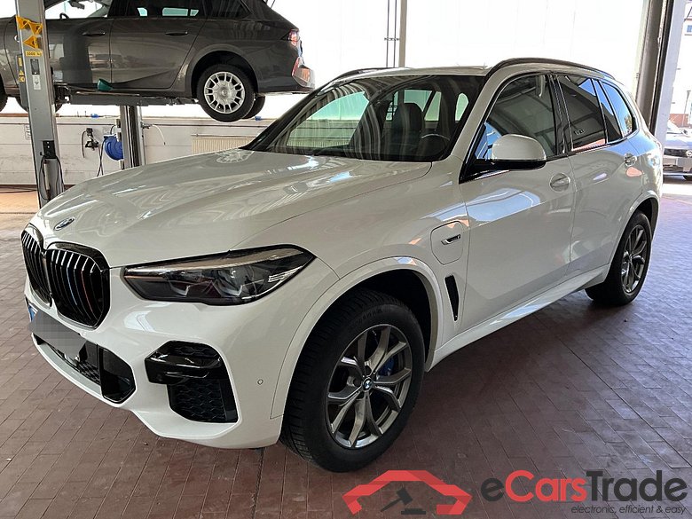 Baureihe X5 xDrive 45 e M Sport 3.0 290KW AT8 E6d